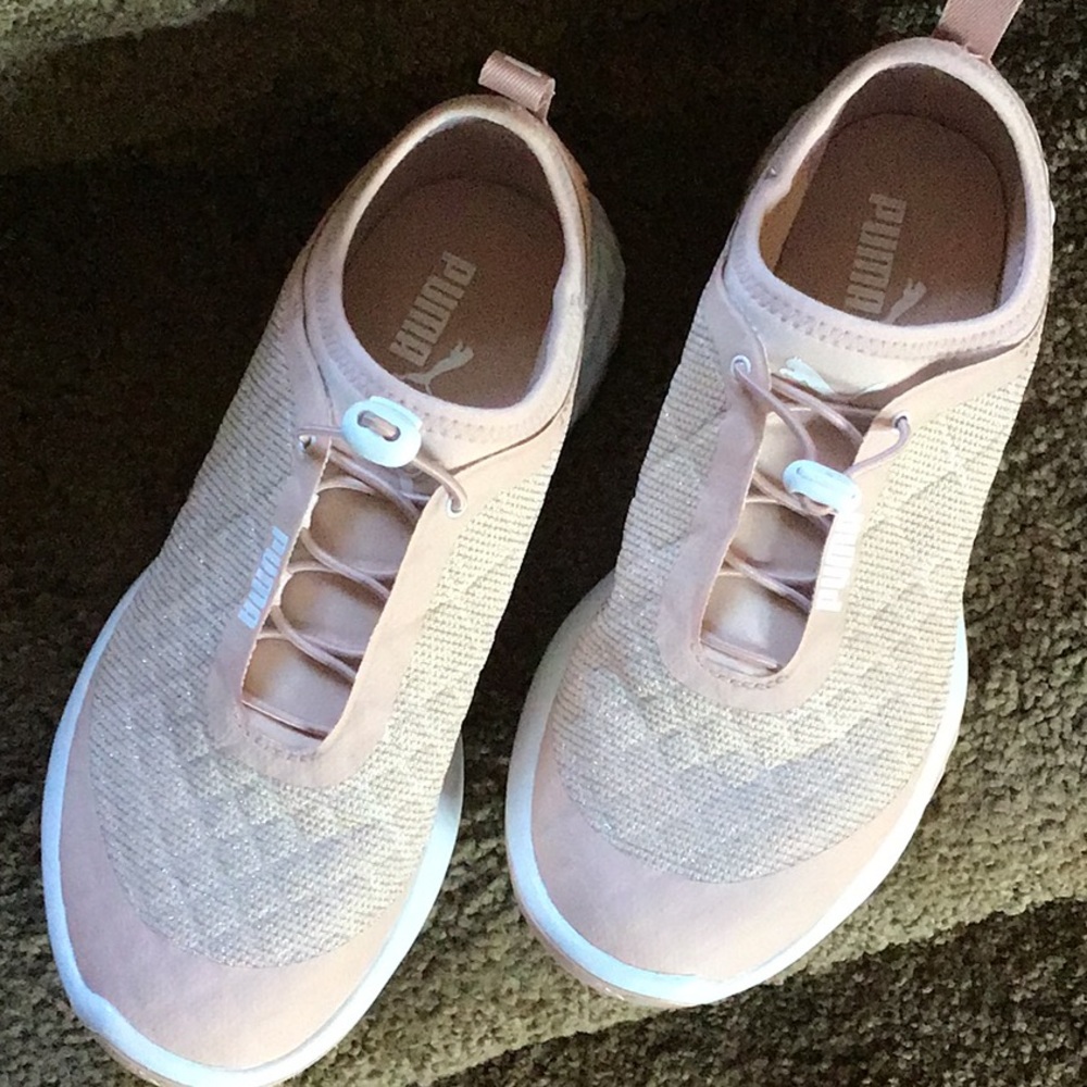 Leisure shoes